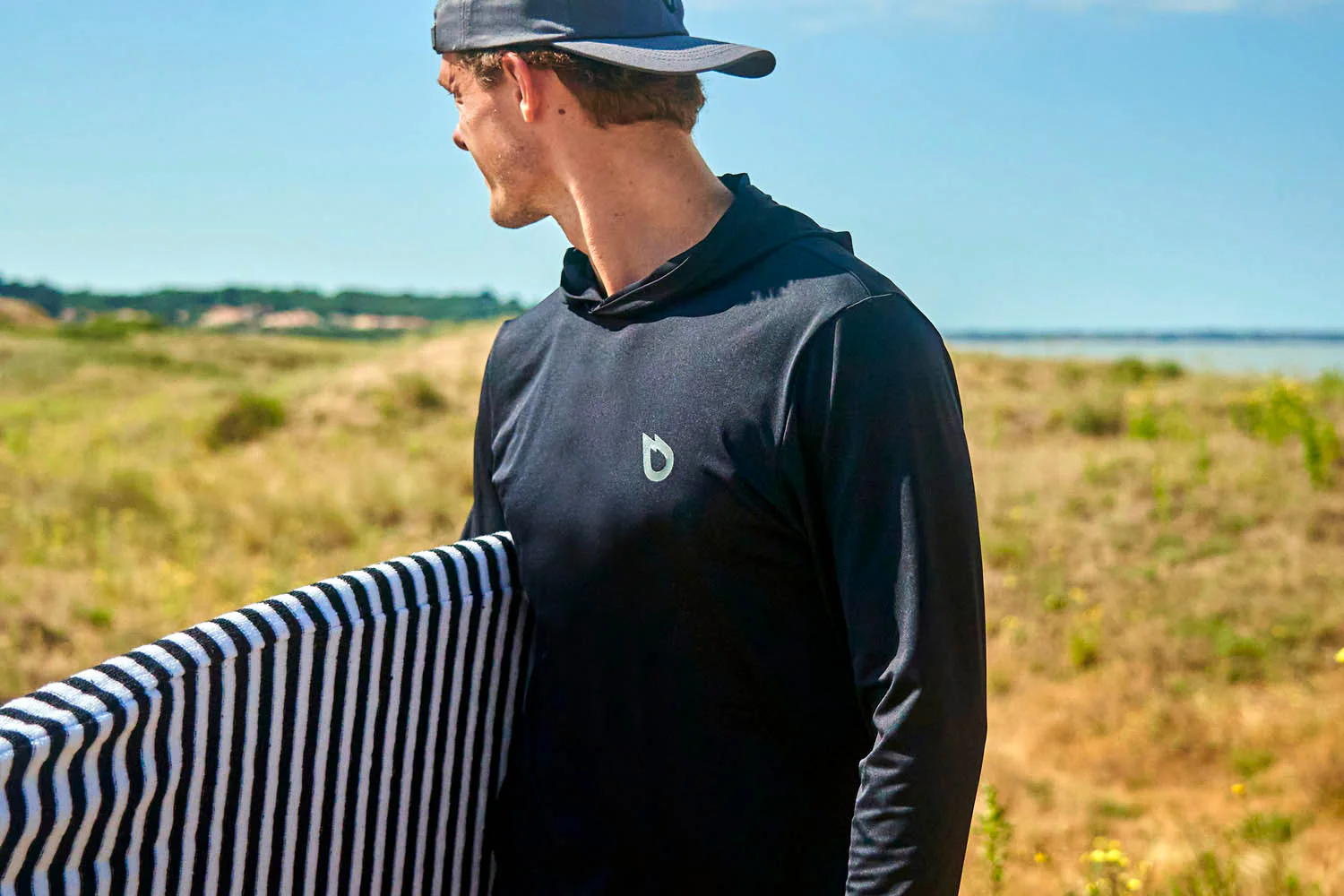 GONG | T-shirt Lycra UPF 50+ Eco Sunguard Longsleeves Hooded - Image 7